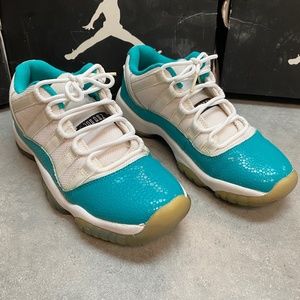 Air Jordan 11 retro low GG
